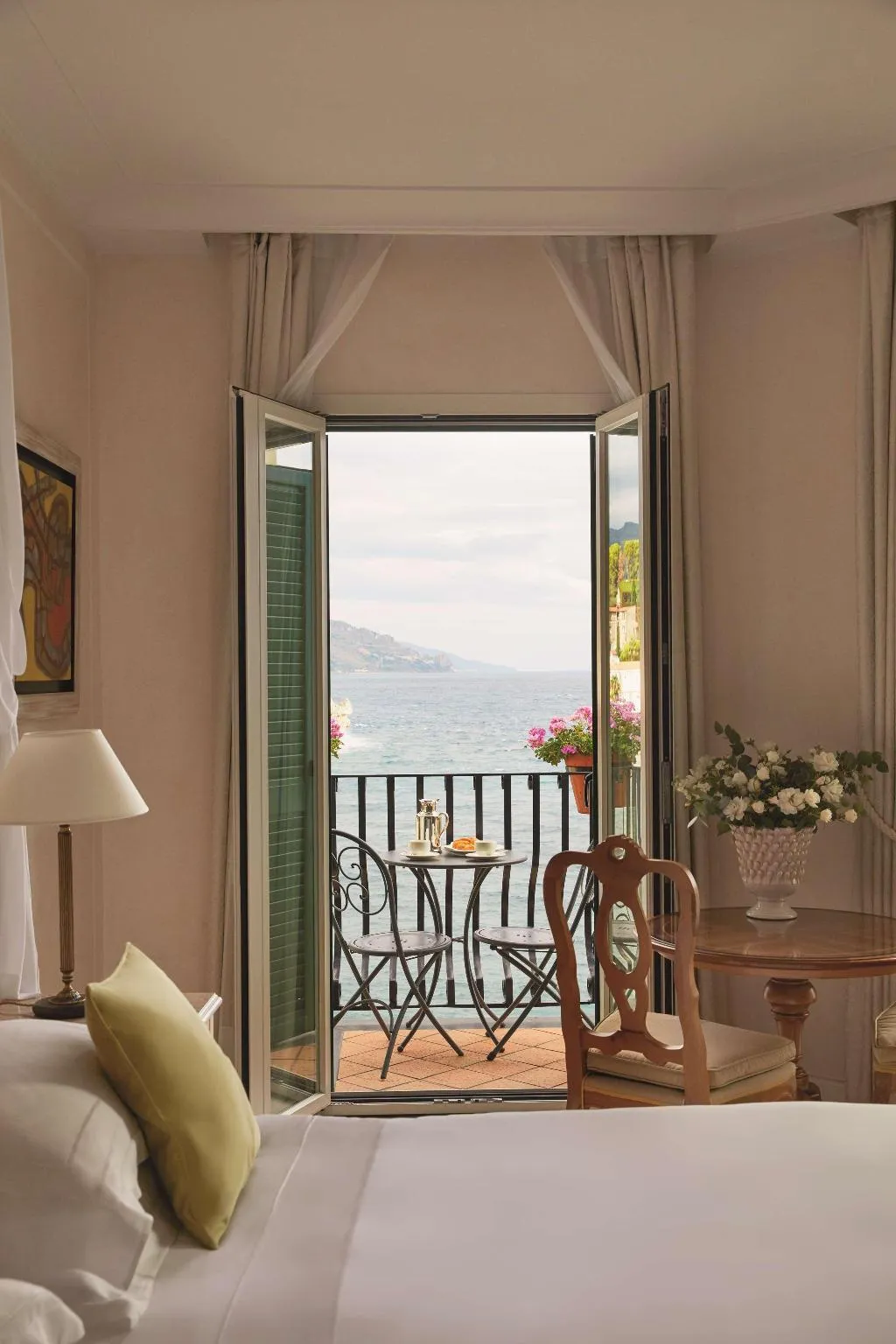 Room, Villa Sant'Andrea, A Belmond Hotel, Taormina Mare, Catania