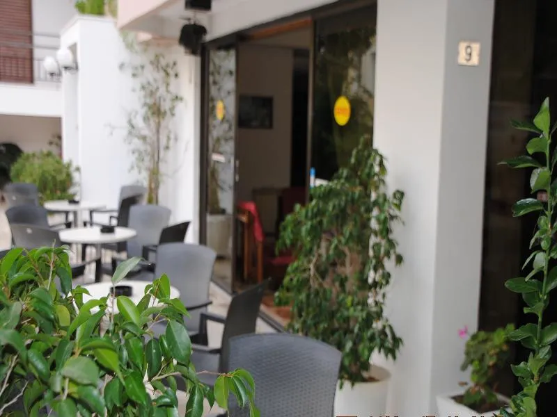 Terrace, Yiorgos, Kos