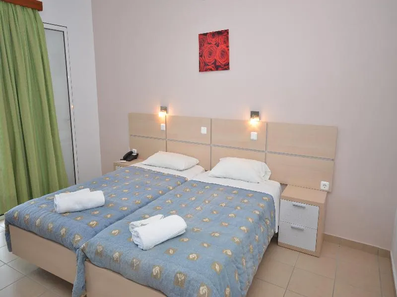 STUDIO CAPACITY 3 Room, Paradiso Aparthotel, Corfu
