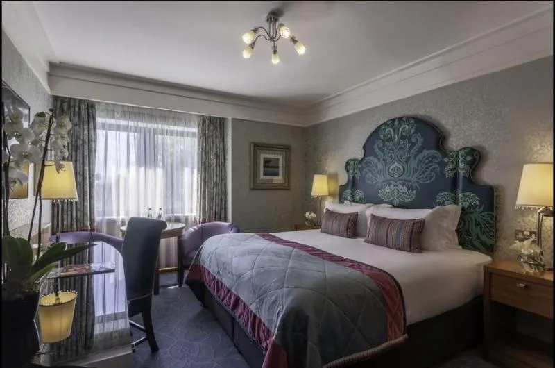 Double or Twin DELUXE Room, Clontarf Castle, Dublin