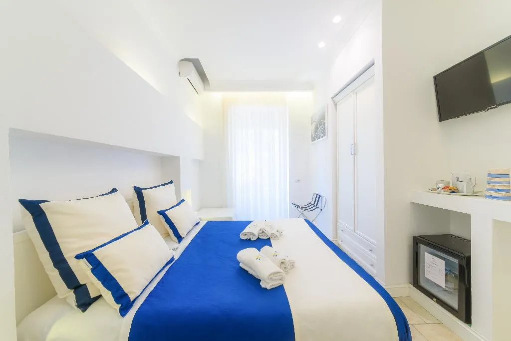 DOUBLE ECONOMY Room, Villa Fortuna Holiday Resort, Naples