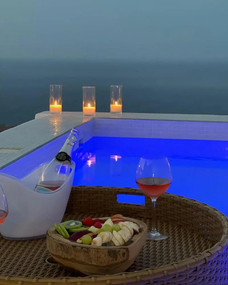 VILLA DELUXE WITH JACUZZI Room, Siete Mares Luxury Suites, Santorini