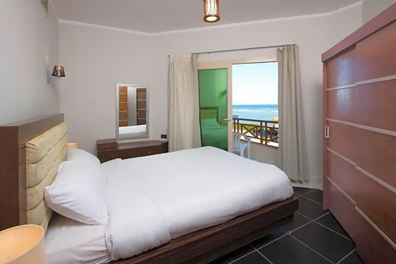 Room, Royal Beach Serviced Apartments, Red Sea Riviera