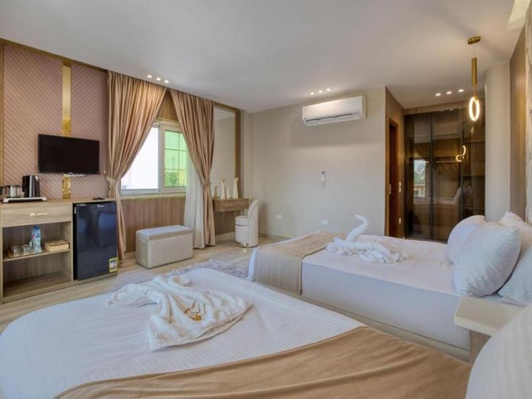 DOUBLE DELUXE Room, Pyramids Sunrise Inn, Cairo