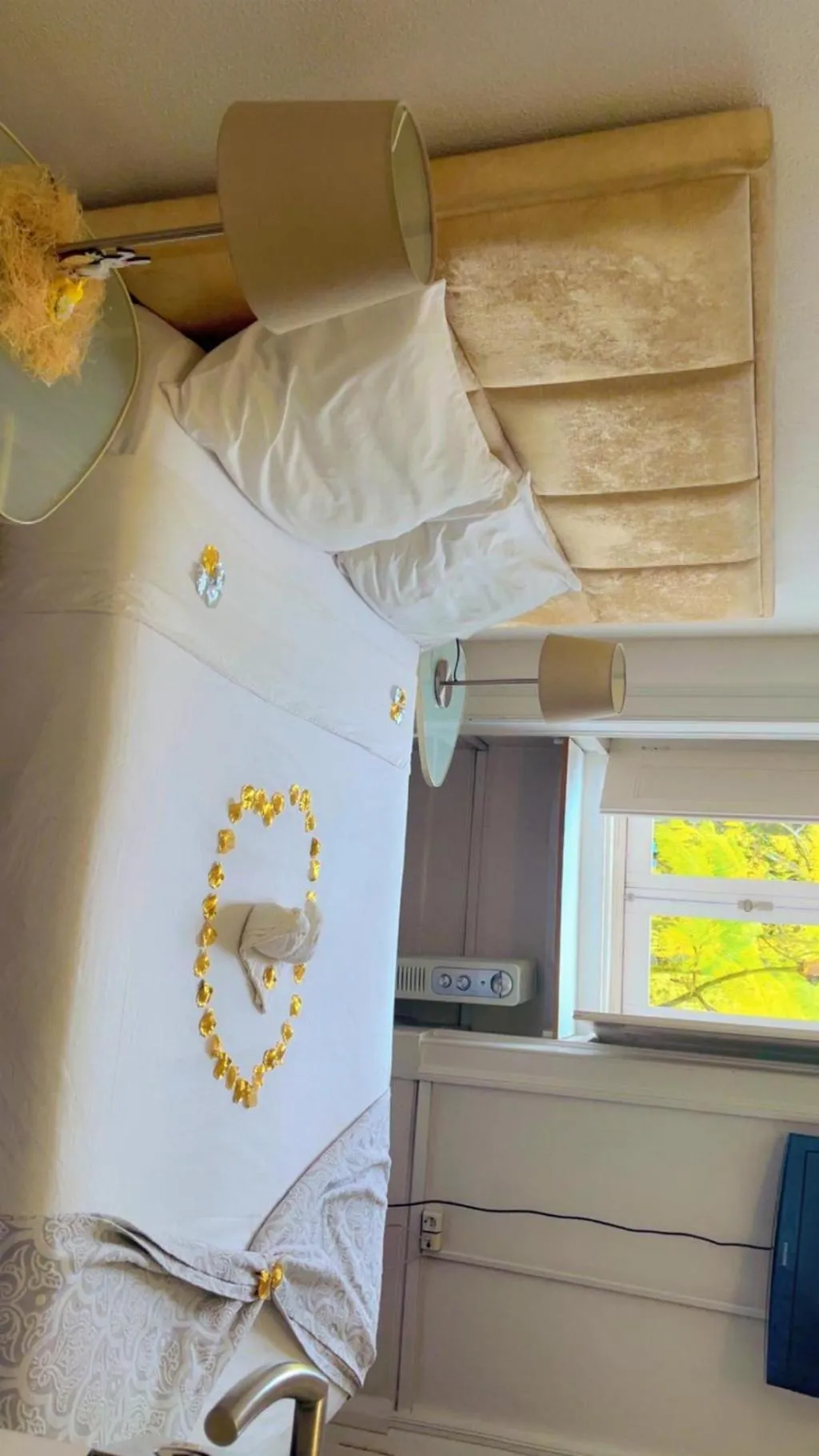 DOUBLE SUPERIOR WITH BALCONY Room, WW Hostel & Suites, Porto
