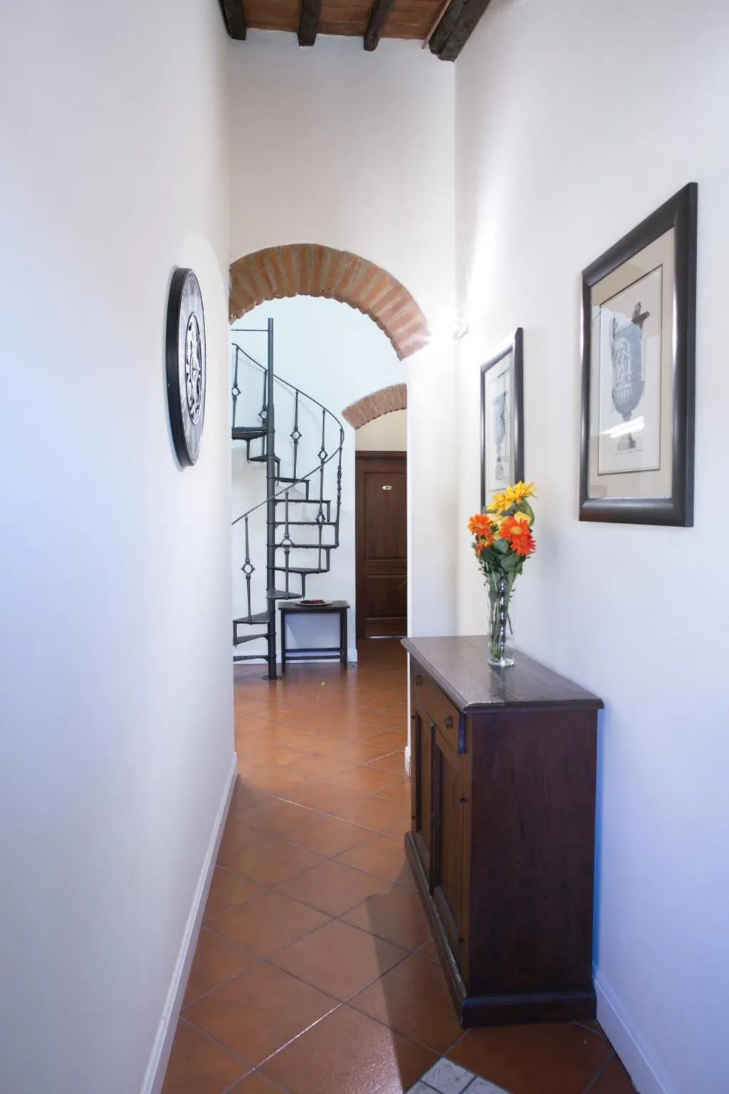 General view, Giuliani Home, Florence