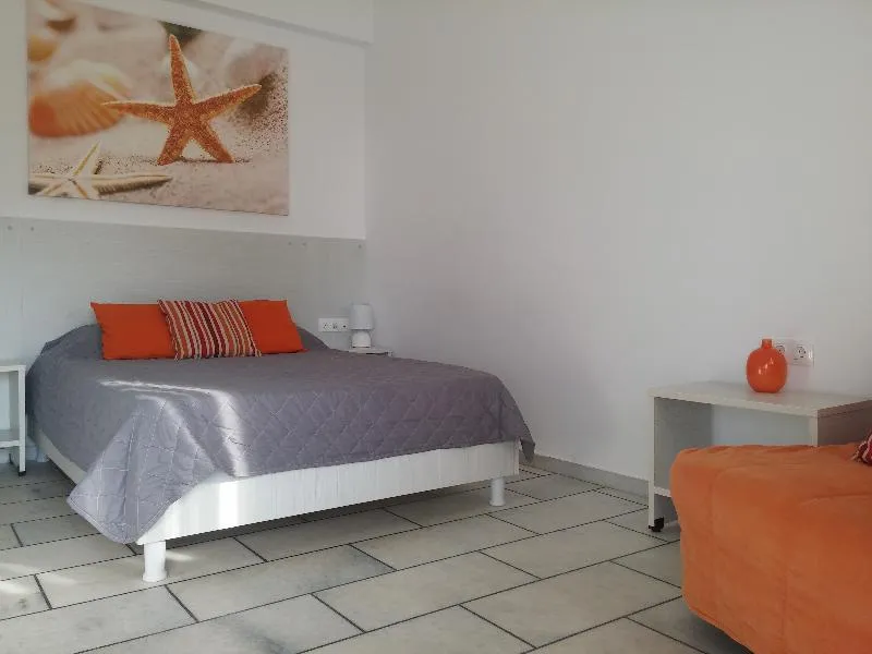 TRIPLE STANDARD Room, Brothers Hotel, Santorini
