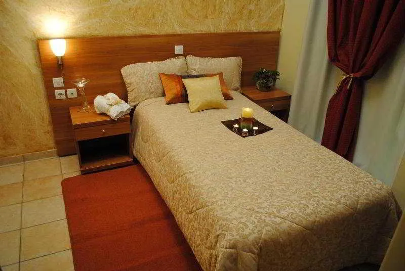 Room, Glaros, Athens