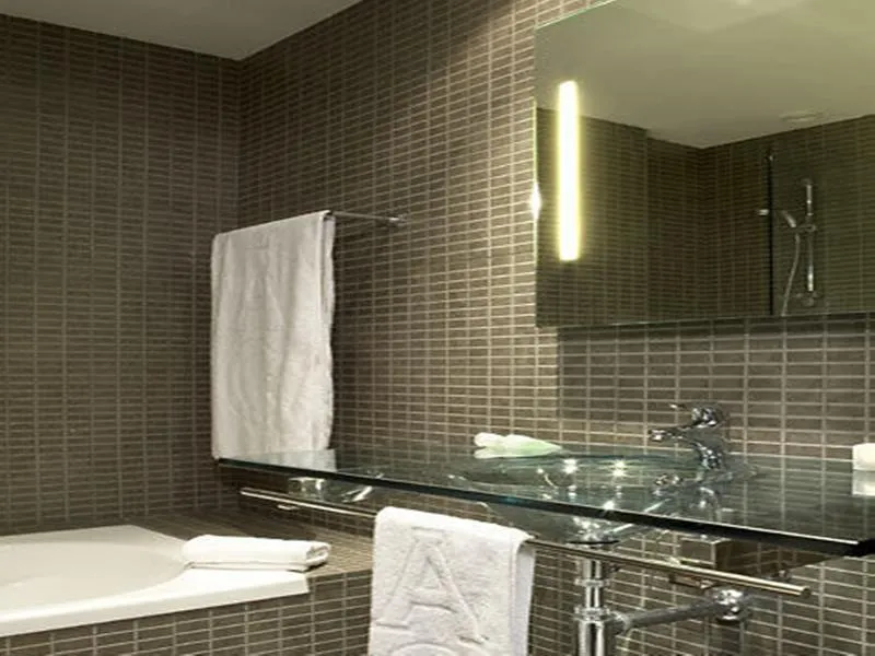 DOUBLE SINGLE USE STANDARD Room, AC Porto, Porto