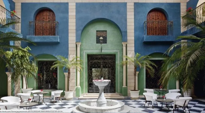 Bar, Movenpick Resort & Marine Spa Sousse, Tunisia