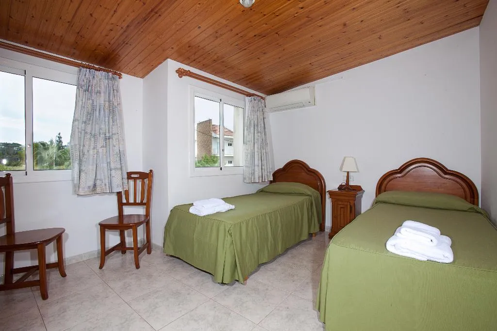 APARTMENT CAPACITY 6 TWO BEDROOMS Room, Apartments Sunway Tara, Costa Brava