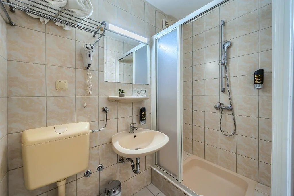 Double or Twin COMFORT Room, Alkar, Split
