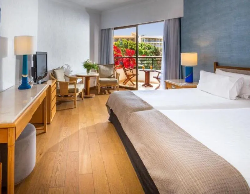 SINGLE SIDE SEA VIEW Room, Coral Beach Hotel and Resort, Cyprus