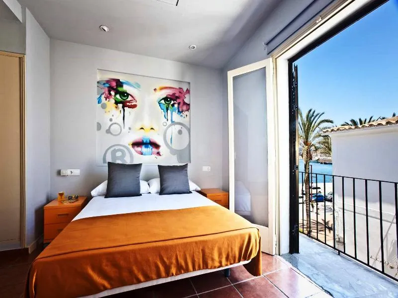Room, Ryans La Marina, Ibiza