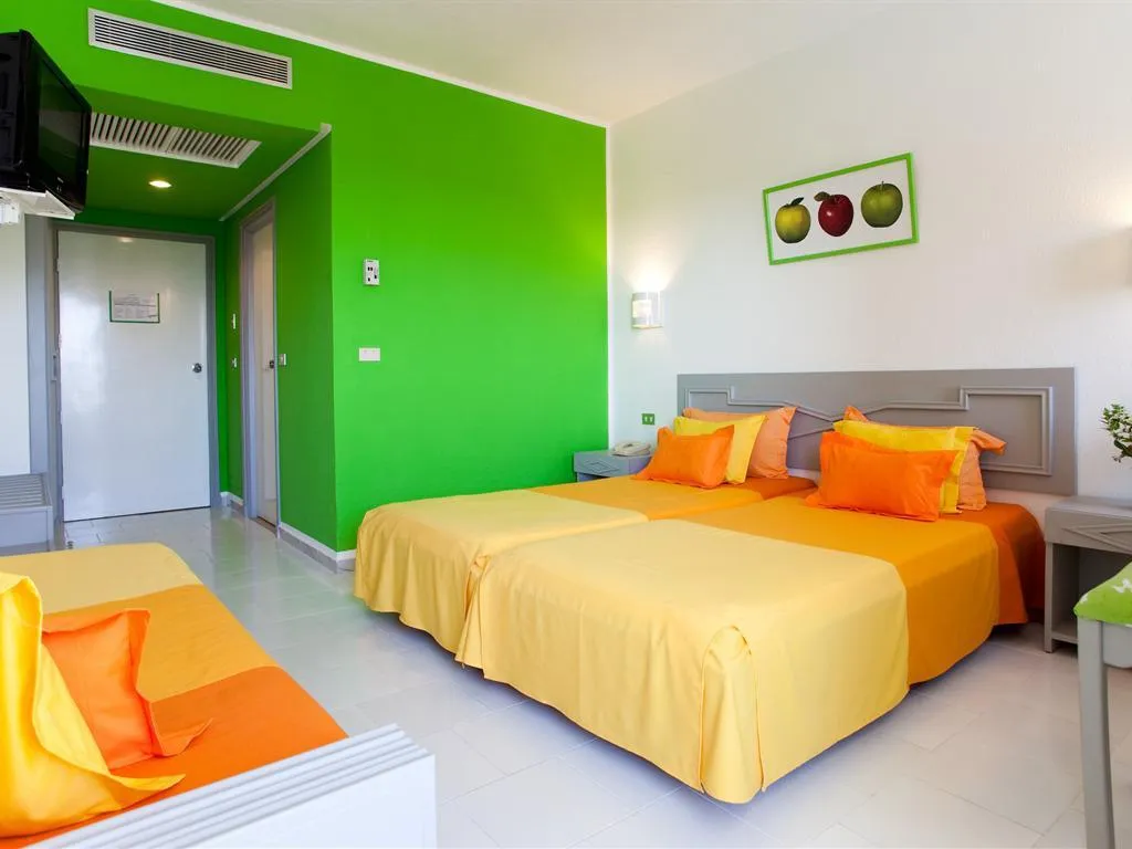 TRIPLE STANDARD Room, Le Zenith, Tunisia