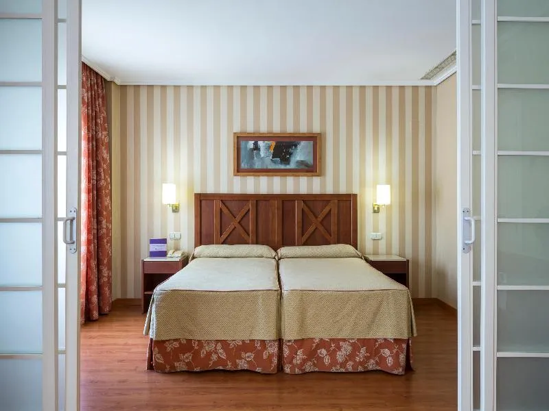 Room, Ilunion Alcora Sevilla, Seville