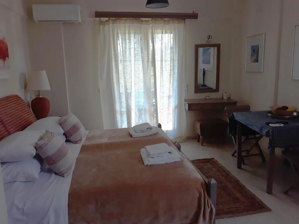 Room, Pierhouse Hotel In Gouvia, Corfu