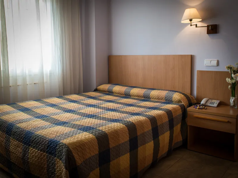 SINGLE STANDARD Room, Felipe II, Valencia