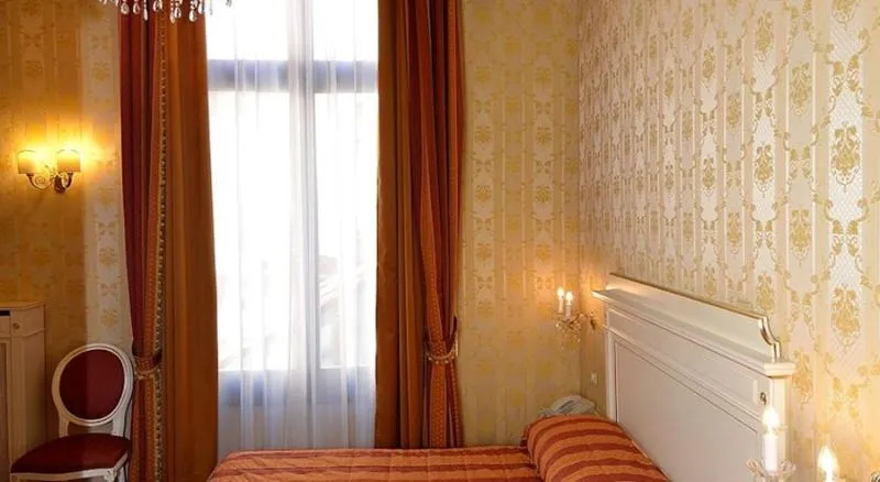 DOUBLE CLASSIC Room, Locanda La Corte, Venice