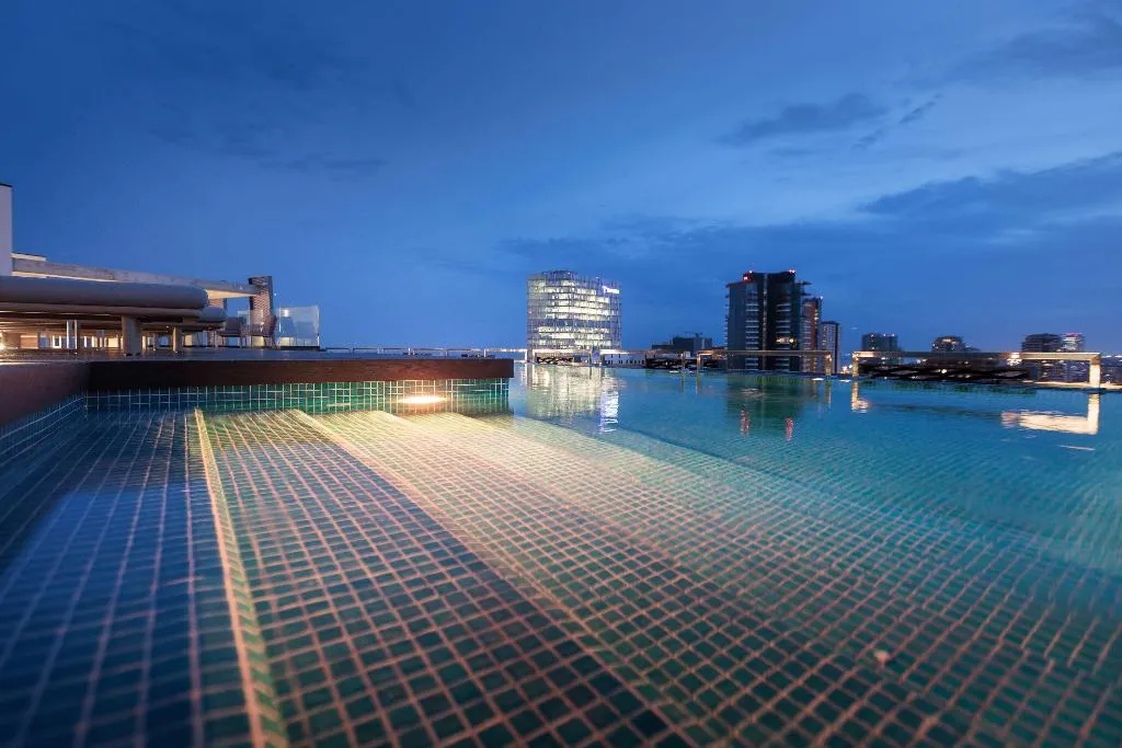 Pool, Tembo Barcelona, Barcelona
