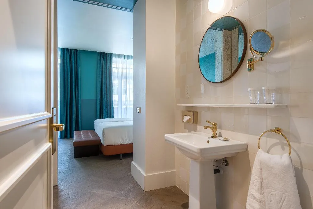 Room, Vincci The Mint, Madrid