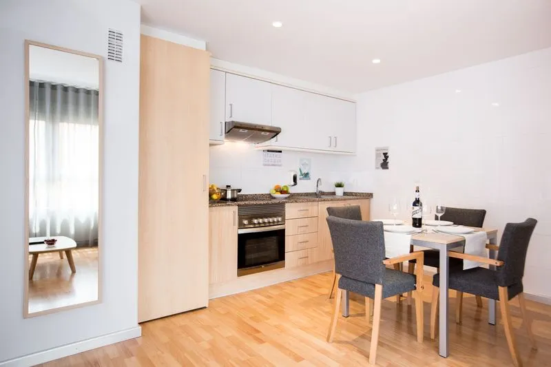 APARTMENT CAPACITY 3 Room, Valenciaflats Ciudad de las Ciencias, Valencia