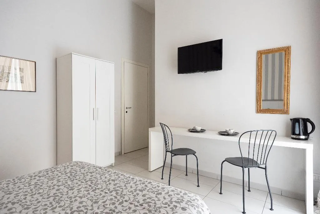 Room, B&B Dei Decumani di Napoli, Naples