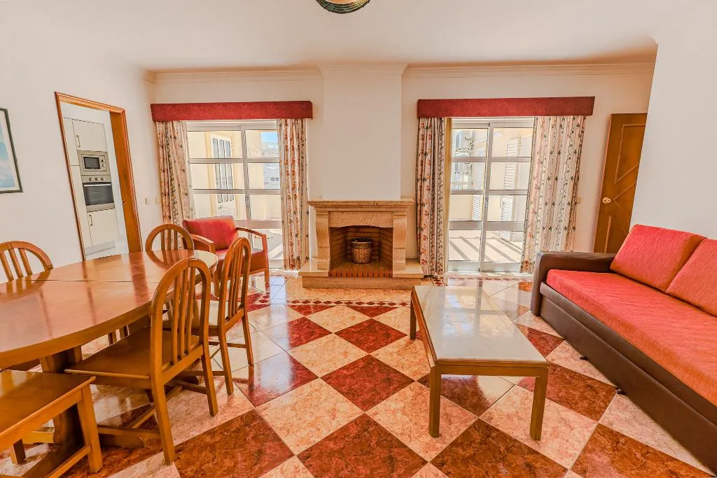 APARTMENT CAPACITY 7 THREE BEDROOMS Room, Benvindo Apartamentos by Umbral, Algarve