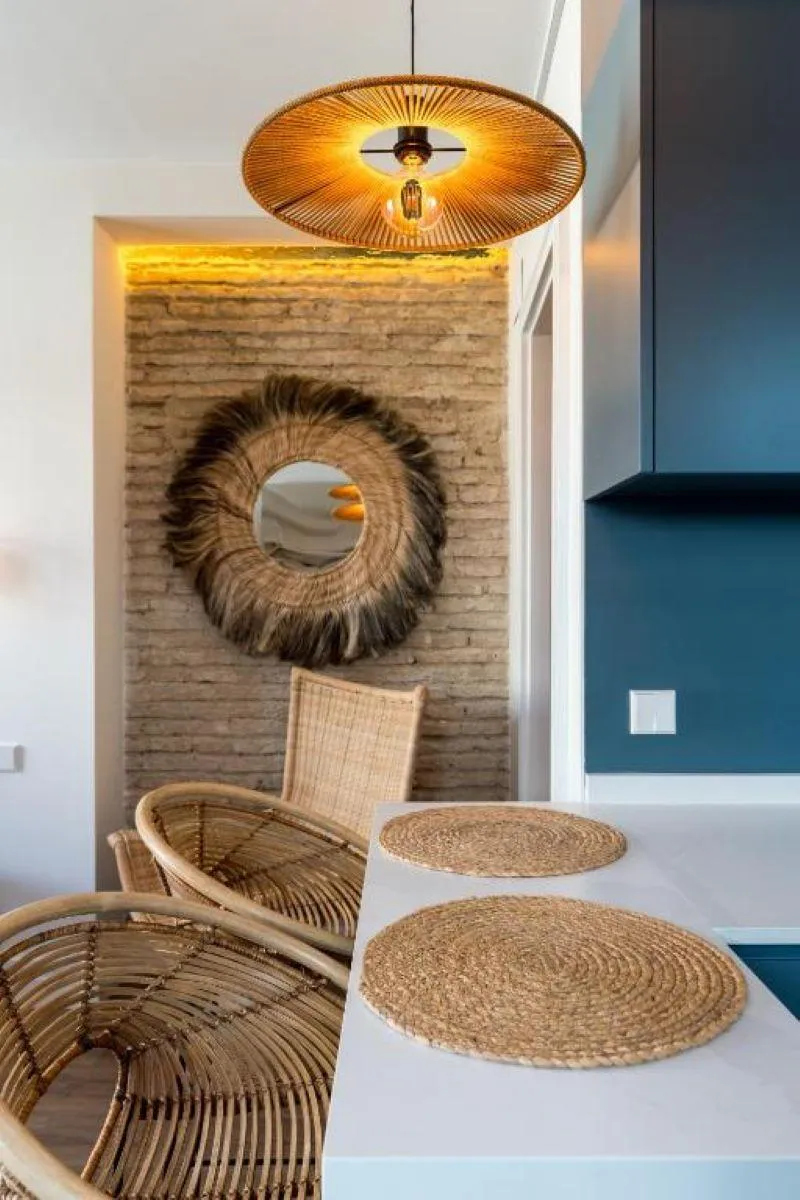 APARTMENT WITH TERRACE Room, Honest Sevilla, Seville