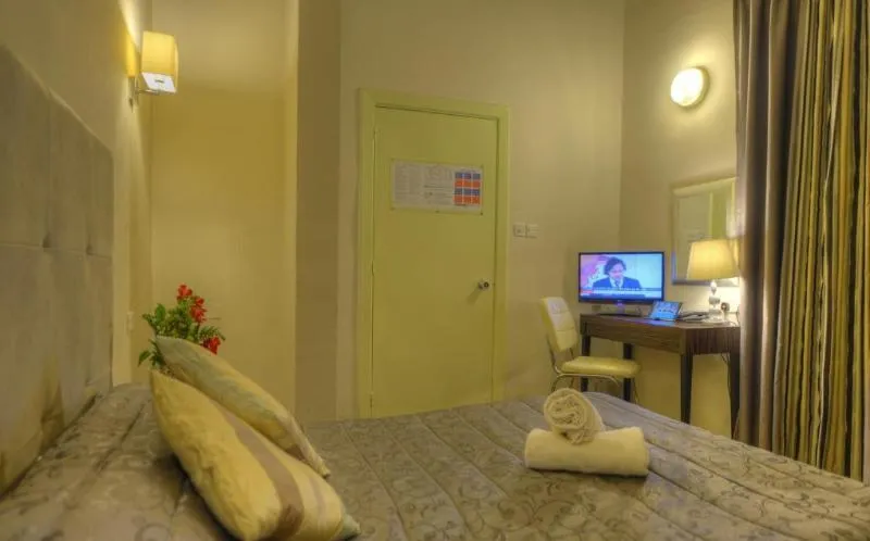 DOUBLE ECONOMY Room, Europa Hotel Malta, Malta