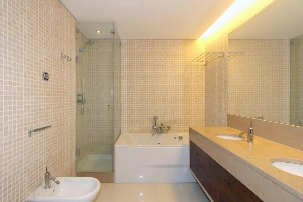 APARTMENT TWO BEDROOMS WITH PRIVATE POOL Room, Vale Do Lobo Resort, Algarve