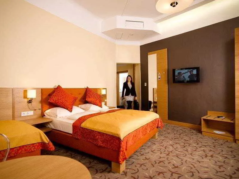 General view, Hotel Drei Raben, Graz