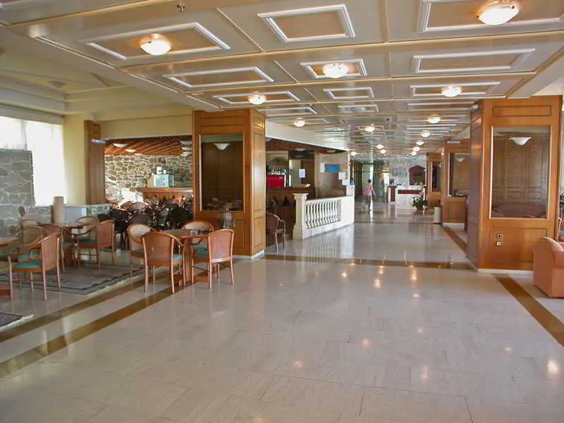 Lobby, Pappas, Kalamata