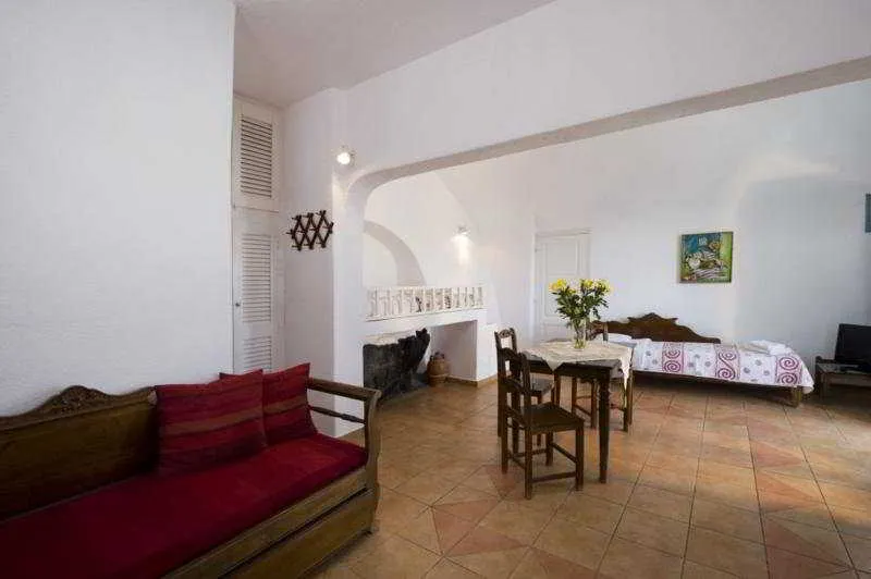Room, Krokos Villas Apts, Santorini