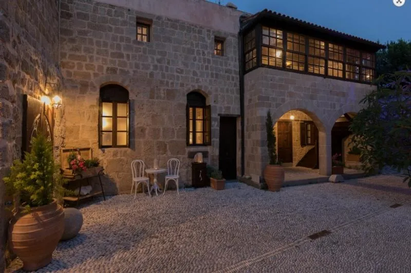 Restaurant, Saint Artemios Boutique, Rhodes