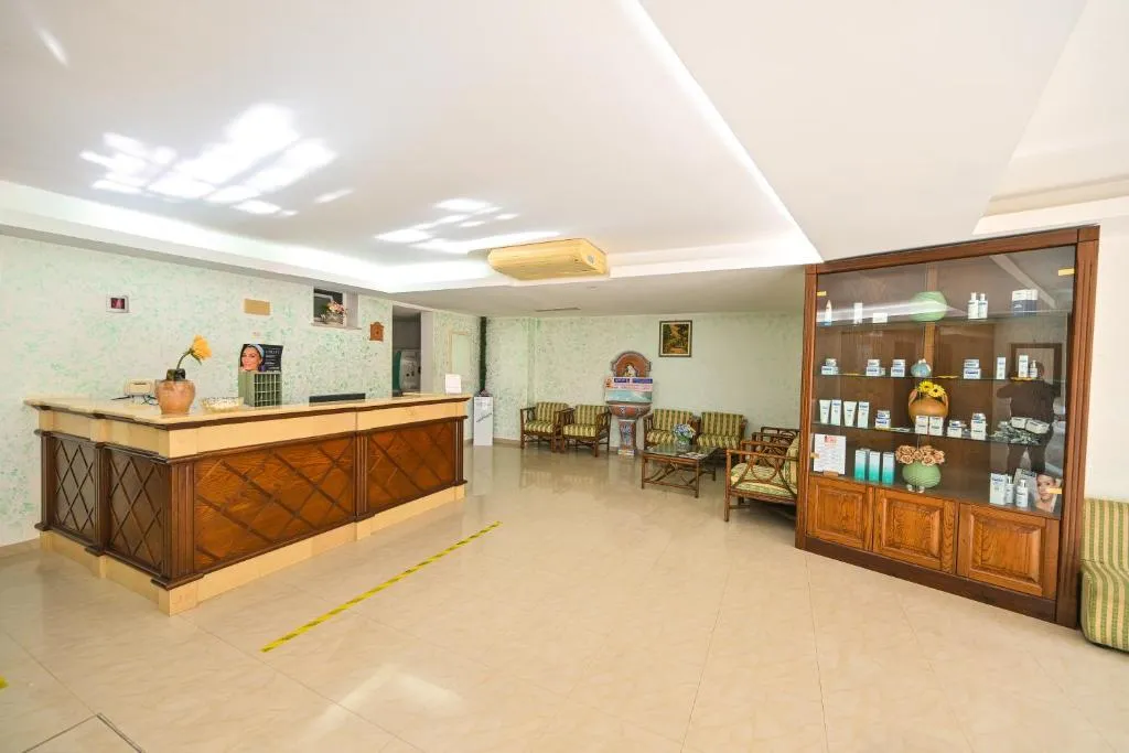 Lobby, Tramonto d'Oro Terme, Naples