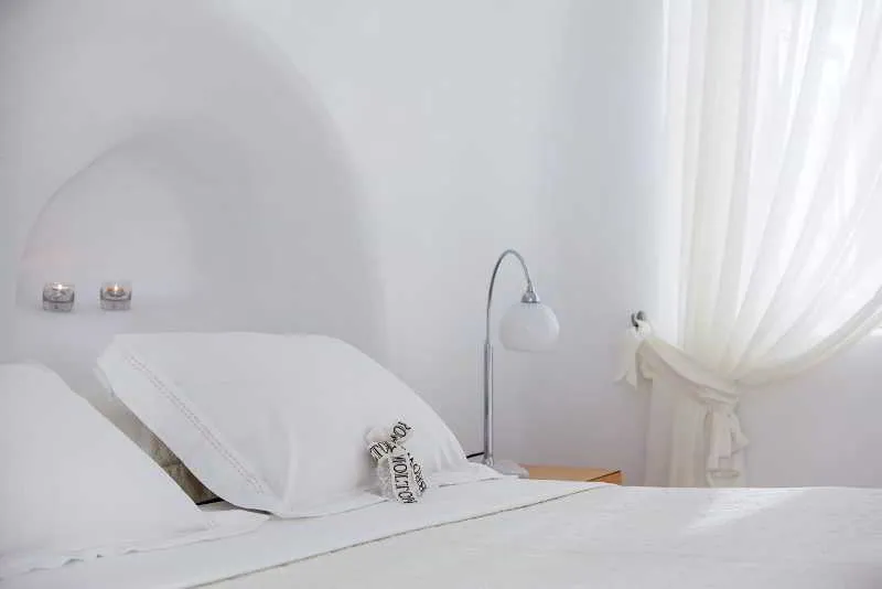 Room, Aliko Luxury Suites, Santorini