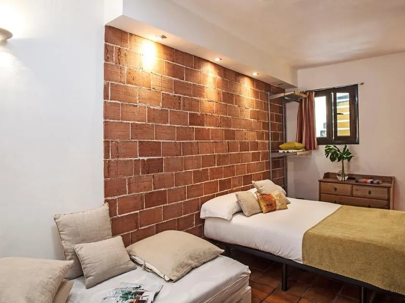 STUDIO STANDARD Room, AinB Las Ramblas-Guardia Apartments, Barcelona