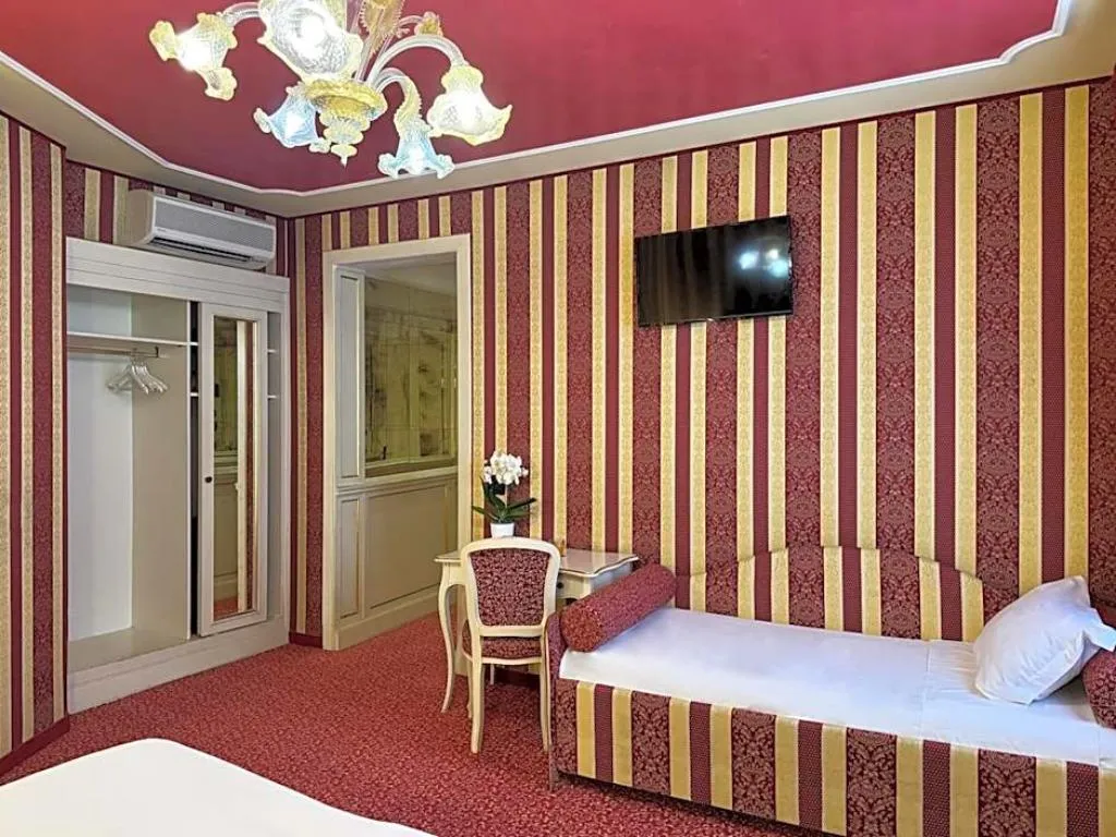 TRIPLE STANDARD Room, Hotel Alcyone, Venice