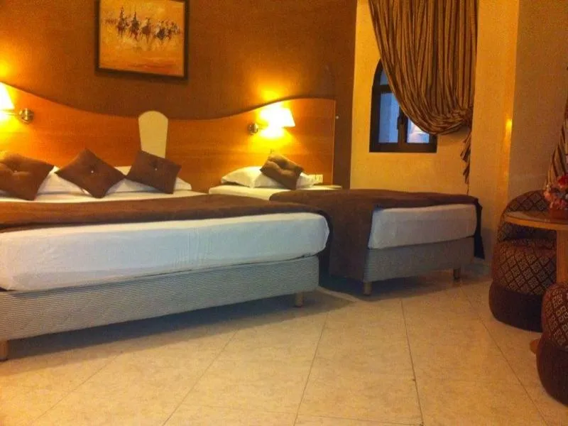 Room, Mounia, Fez
