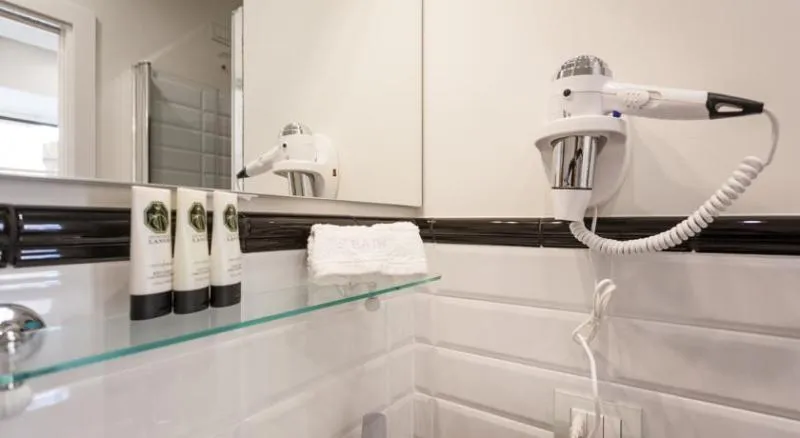 Room, Relais Monti, Rome