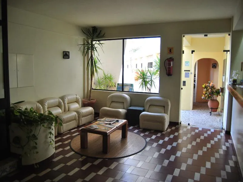 Lobby, Olhos Do Mar, Algarve
