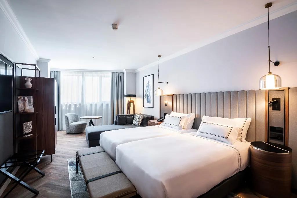 Double or Twin CONNECTING ROOM Room, Melia Valencia, Valencia