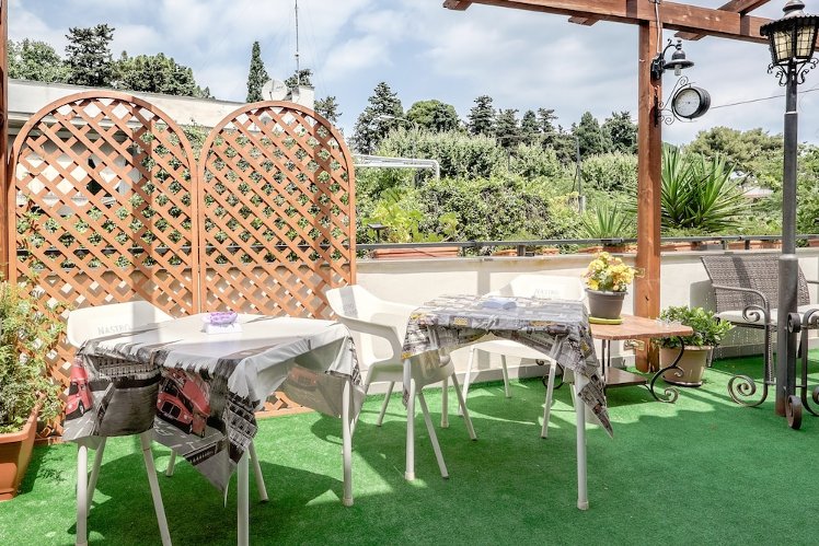 B&B Elena, Naples