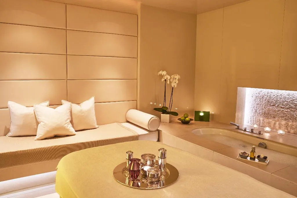 Sports and Entertainment, Adlon Kempinski Berlin, Berlin