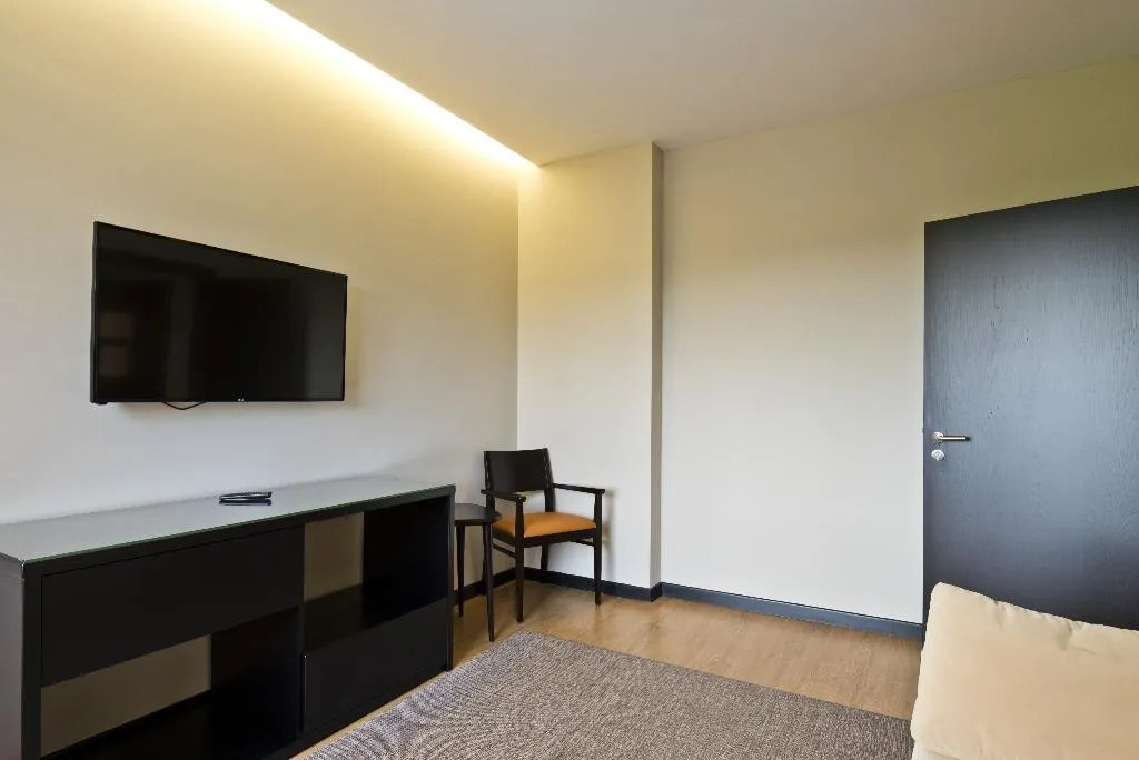 SUITE ONE BED Room, Lam Hotel Estarreja, Porto