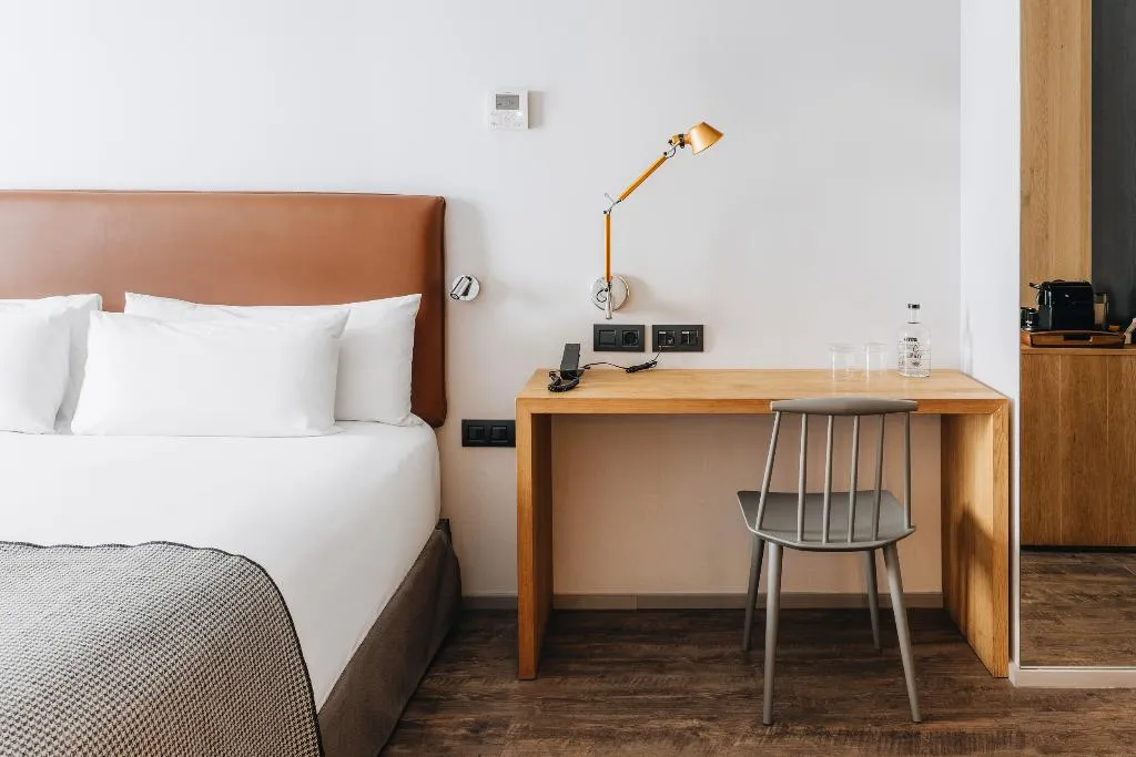 Double or Twin INNER Room, Uma House by Yurbban Trafalgar, Barcelona