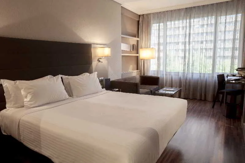 DOUBLE DELUXE Room, AC Madrid Cuzco, Madrid