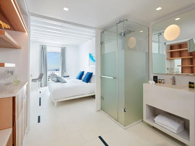 Double or Twin DELUXE WITH JACUZZI Room, Myconian Ambassador Hotel Relais & Chateaux, Mykonos