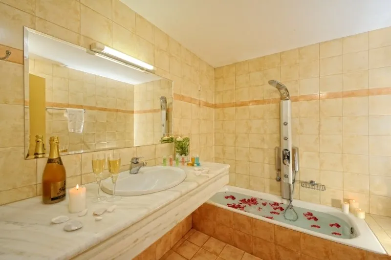 Room, Aegean Sky Hotel & Suites, Crete